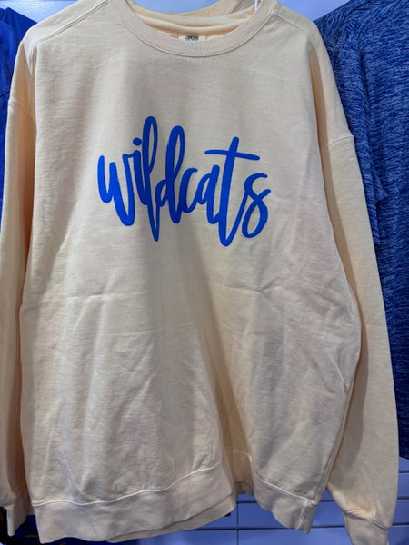 Yellow crew w/Blue Puff Wildcat
